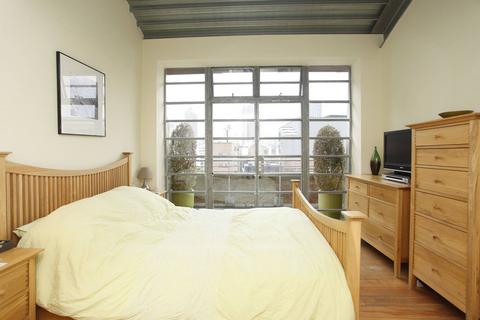 2 bedroom flat to rent, The Rooftops, Clerkenwell, London, EC1V