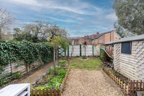 Flat 2, 72 Welldon Crescent, Harrow, HA1 1QR