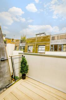 3 bedroom end of terrace house to rent, Waterloo Terrace, Islington, London, N1