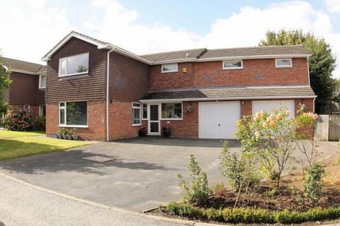 6 bedroom detached house for sale, Fieldway, Northwich