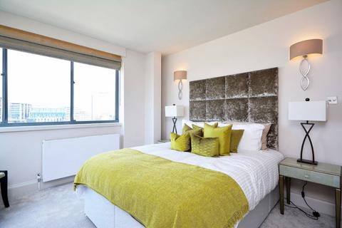 2 bedroom flat to rent, Cambridge Square, Hyde Park Estate, London, W2