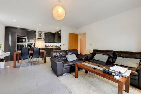 2 bedroom flat to rent - Wadham Mews, Mortlake, London, SW14