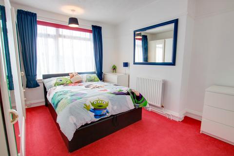 7 Deacon Crescent, Southampton, SO19 7BS