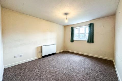 1 bedroom ground floor flat for sale, Winters Field, Taunton.
