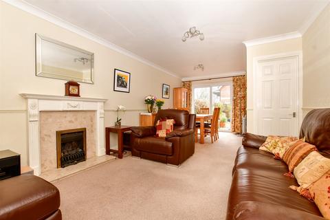 24 Brasted Close, Sutton, SM2 5BE