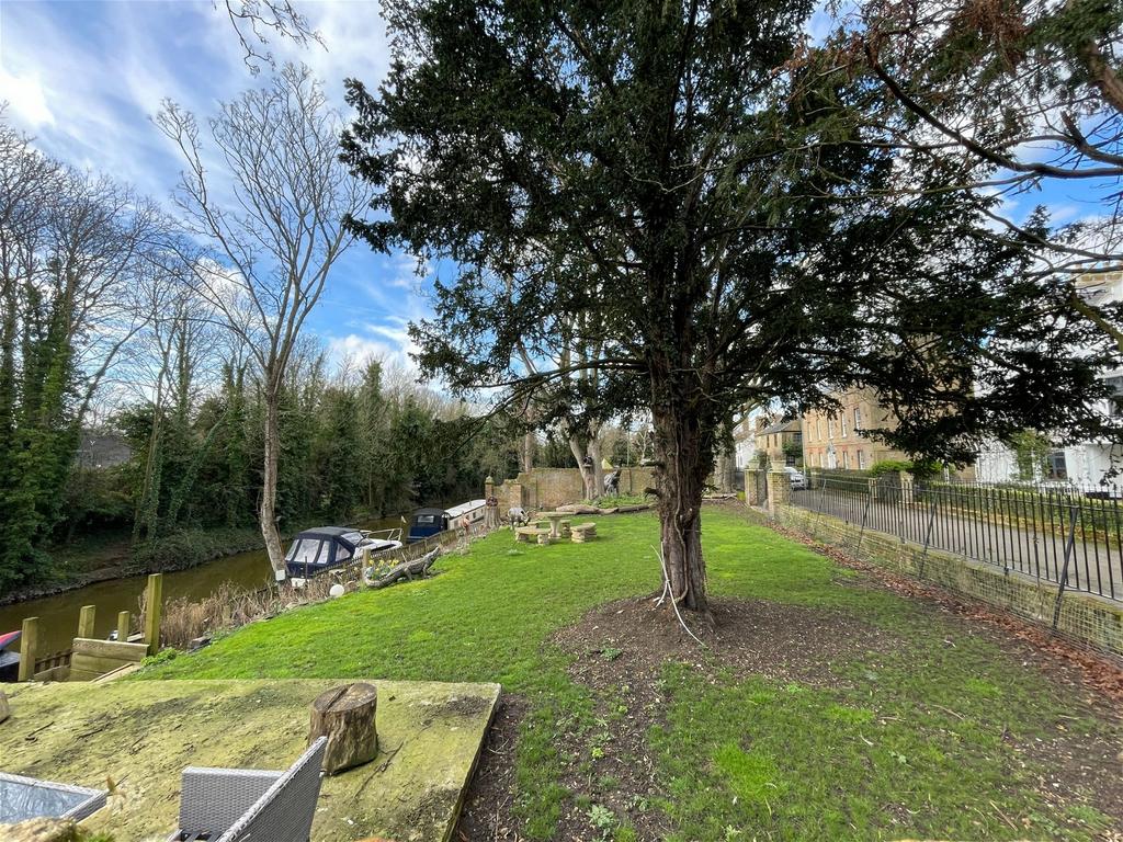 West End, March 9 bed detached house for sale £750,000