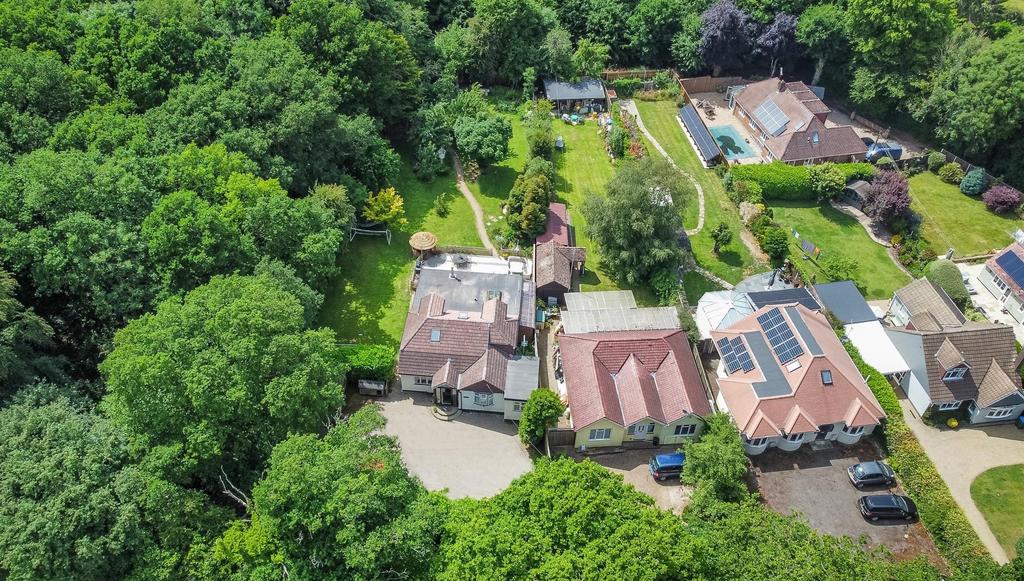 School Lane, West Kingsdown, Sevenoaks, Kent 5 bed bungalow for sale