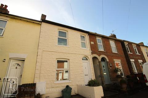 3 bedroom terraced house to rent - Lucas Road, Colchester, Essex, CO2