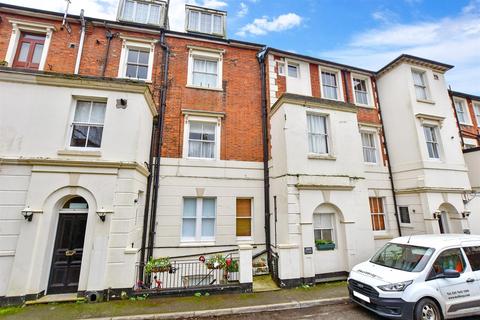 1 bedroom apartment for sale, Hillside Street, Hythe, Kent