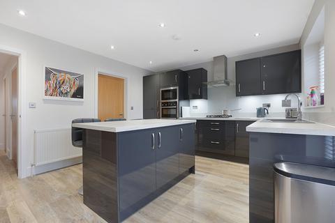 4 bedroom detached house for sale - Coxheath, Maidstone ME17