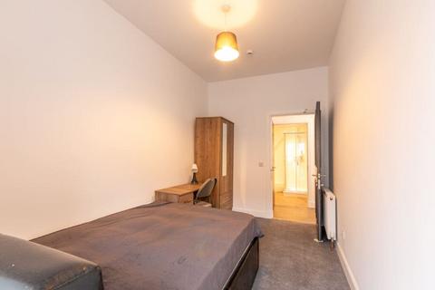 9 bedroom flat share to rent, 60P Bernard Terrace, Edinburgh, EH8 9NU