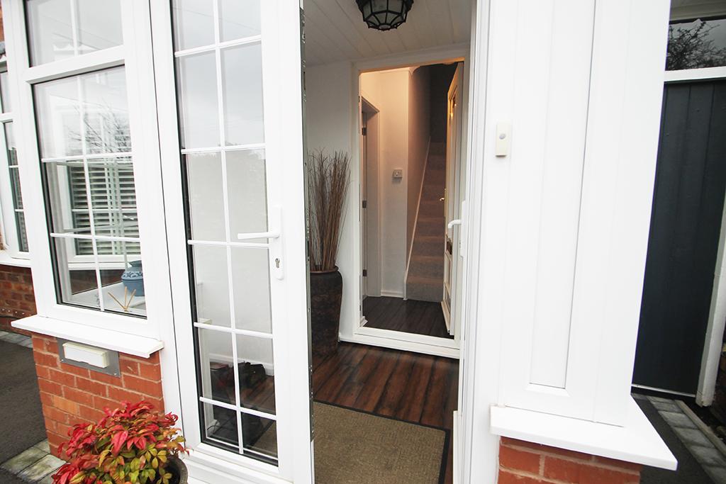 West Bromwich Road, Walsall WS5 3 bed townhouse for sale £210,000