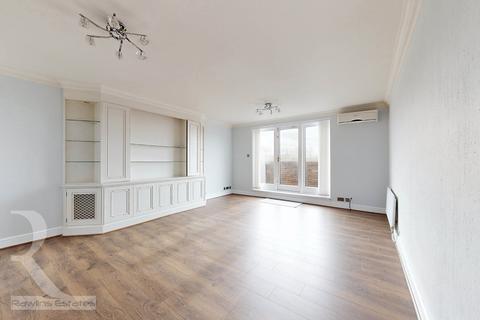 3 bedroom apartment to rent - Holders Hill Road, London NW4