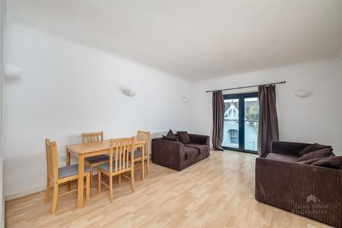 2 bedroom apartment to rent, Century Quay, Sutton Harbour PL4