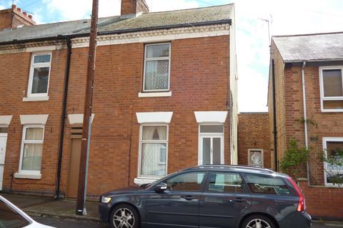 3 bedroom end of terrace house to rent, Belper Street, Leicester, LE4