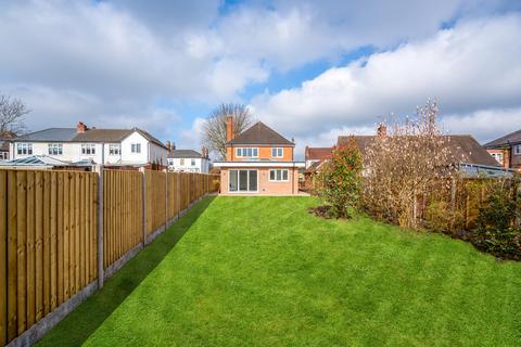 3 bedroom detached house for sale, Hurcott Road, Kidderminster, DY10