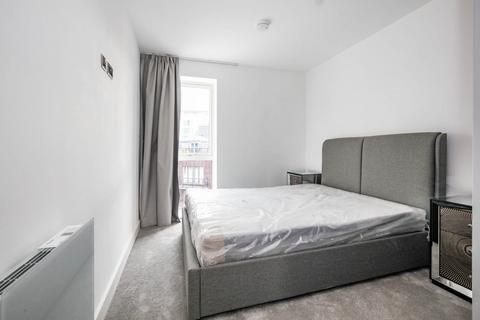 2 bedroom apartment to rent, 56A Kew Bridge Road, Brentford, TW8