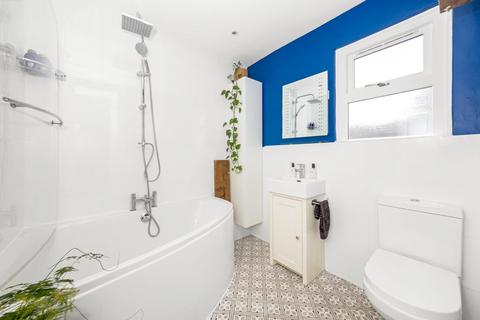 2 bedroom apartment for sale, Ivydale Road, Nunhead, London, SE15
