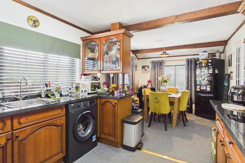 2 bedroom park home for sale, Harrowbarrow. Callington