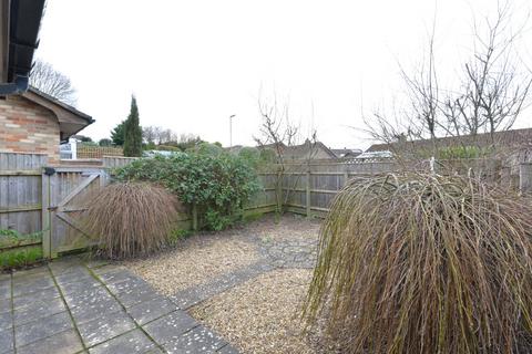 19 Glengarry, New Milton, BH25 6UA