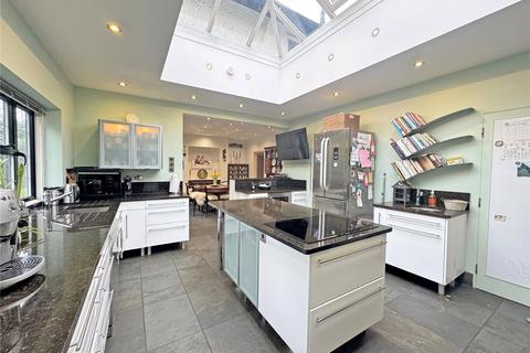 5 bedroom detached house for sale, Yew Lane, East Grinstead, Sussex