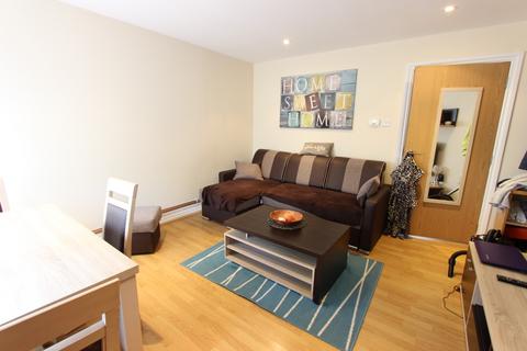 2 bedroom flat to rent, Byron Road, Wembley HA0