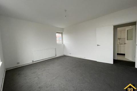 1 bedroom flat for sale, Weatherbury House, London, Islington, N19
