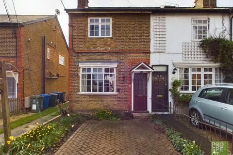 3 bedroom semi-detached house to rent - Apsley Cottages, Lower Road, Cookham, Maidenhead, SL6