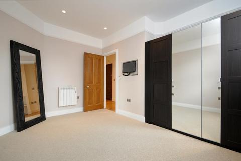 2 bedroom flat for sale, Richmond,  Surrey,  TW9