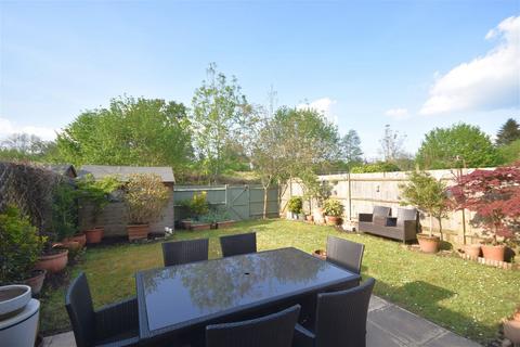 3 bedroom terraced house for sale, St Thomas Close, Chilworth, Guildford GU4