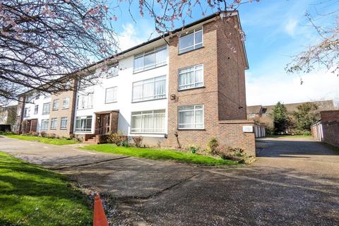 2 bedroom flat to rent, Alexandra Road, Watford WD17