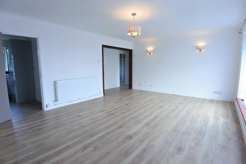 2 bedroom flat to rent, Alexandra Road, Watford WD17