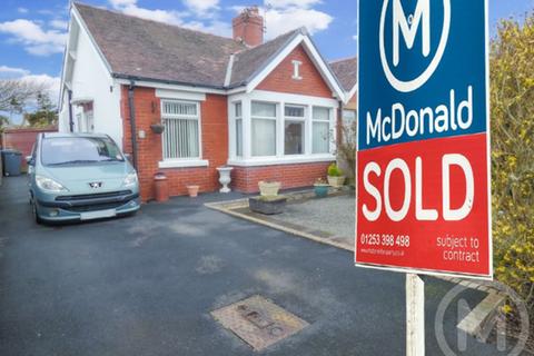 4 Ashmore Grove, Thornton-cleveleys, FY5 3NR