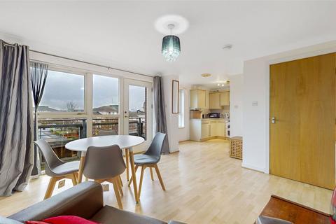2/1, 1 Blanefield Gardens, Glasgow, G13 1BP