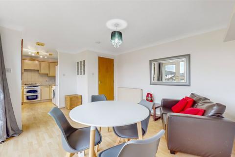 2/1, 1 Blanefield Gardens, Glasgow, G13 1BP