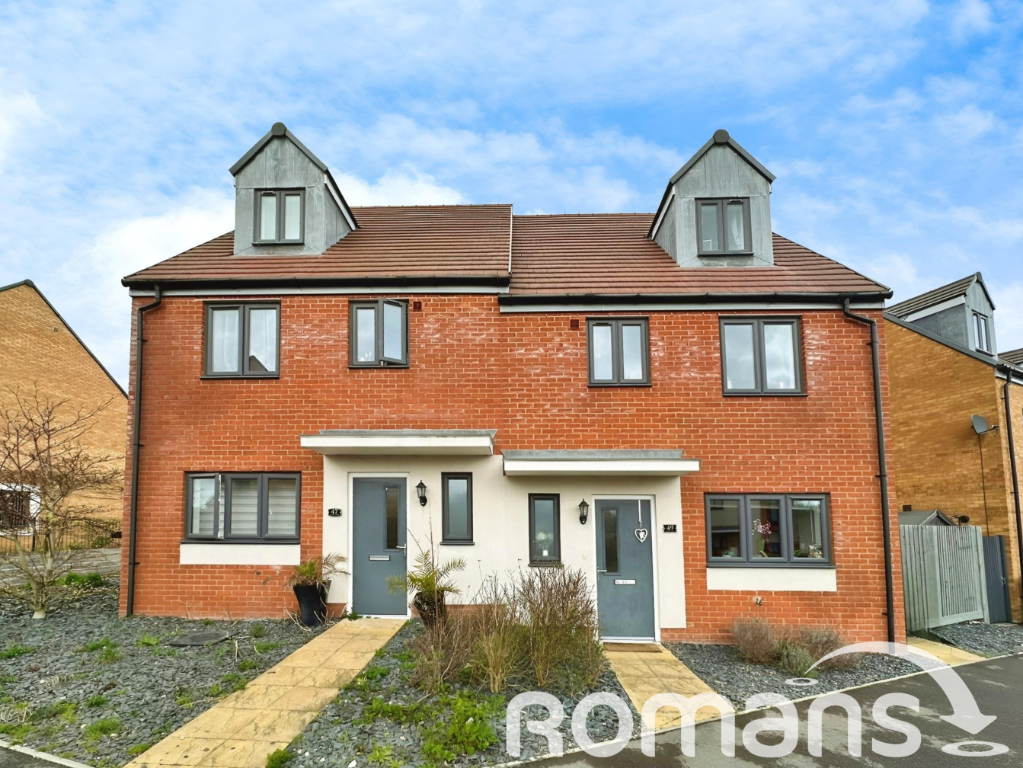 Trinity Way, Basingstoke, Hampshire 4 bed semidetached house for sale