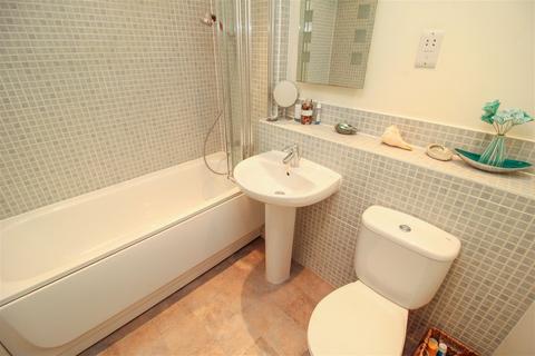 Flat 1001, Waters Edge Lower Burlington Road, Portishead, Bristol, BS20 7AS