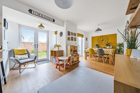8 Garnstone Drive, Weobley, Hereford, HR4 8TH