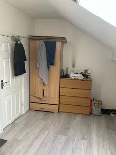 6 bedroom end of terrace house to rent - Upper Kent Road, Manchester M14