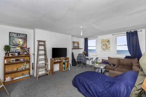 1 bedroom flat for sale, Kings Road, Brighton BN1