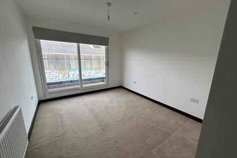2 bedroom flat to rent - Merlin Drive, Fletton Quays, Peterborough. PE2 8WA