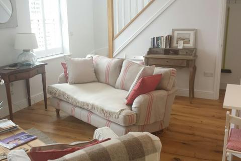 1 bedroom semi-detached house to rent, Chichester, West Sussex, PO19