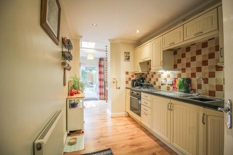 1 bedroom flat for sale - Jubilee Road-Extended with Lovely Garden