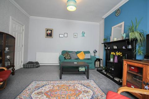 1 bedroom flat for sale, Jubilee Road-Extended with Lovely Garden