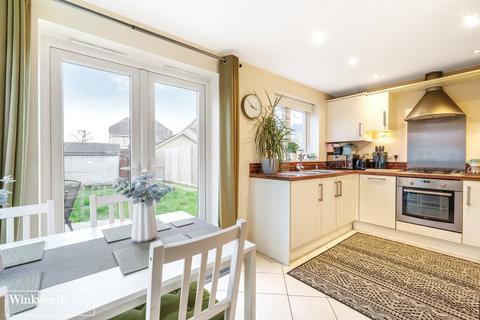 34 Dorset Crescent, Basingstoke, RG22 5DU