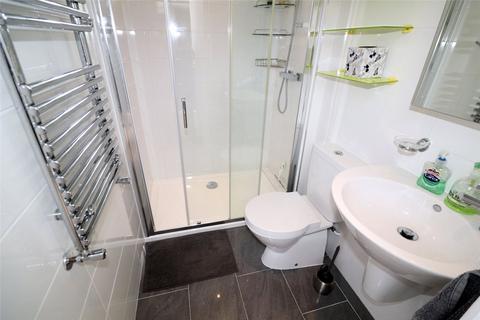 15 Broadoak Road, Erith, DA8 3BE