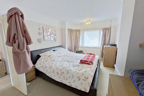 74 Alfred Road, Dover, CT16 2AD