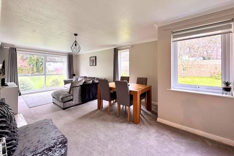 2 bedroom ground floor flat for sale, Haslemere Avenue, Highcliffe, Dorset. BH23 5BQ