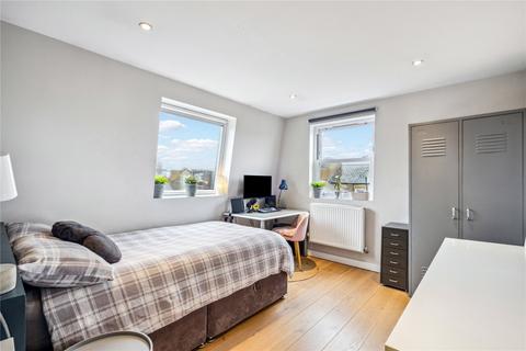 5 Berber Road, London, SW11 6RZ