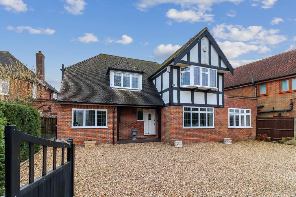Chartridge Lane, Chesham... 5 bed detached house for sale £1,150,000